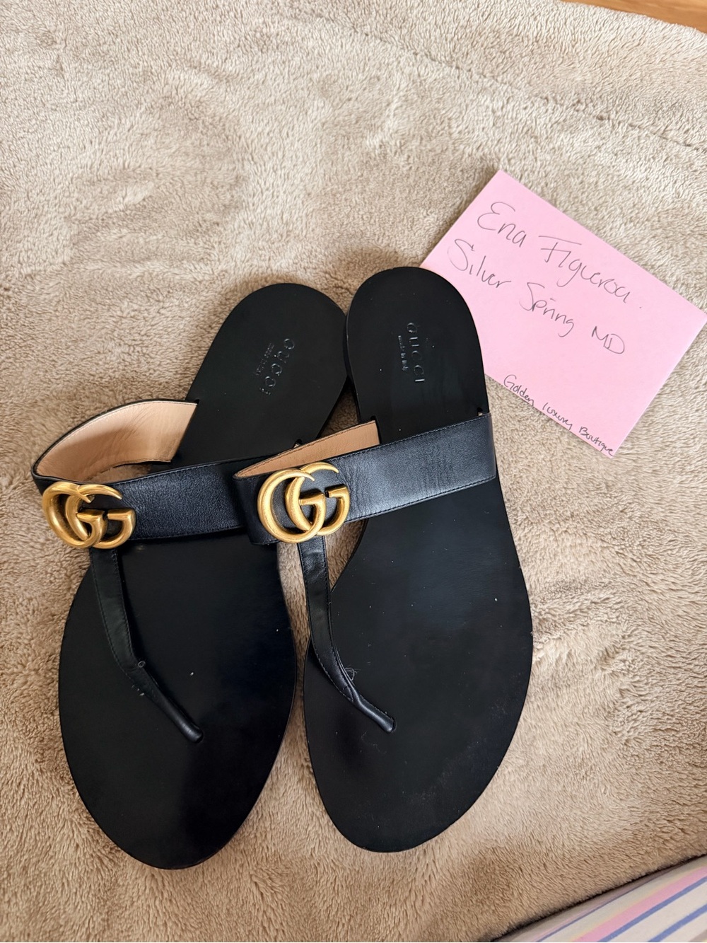 Gucci Black Leather Thong Sandals with Gold Double G Emblem